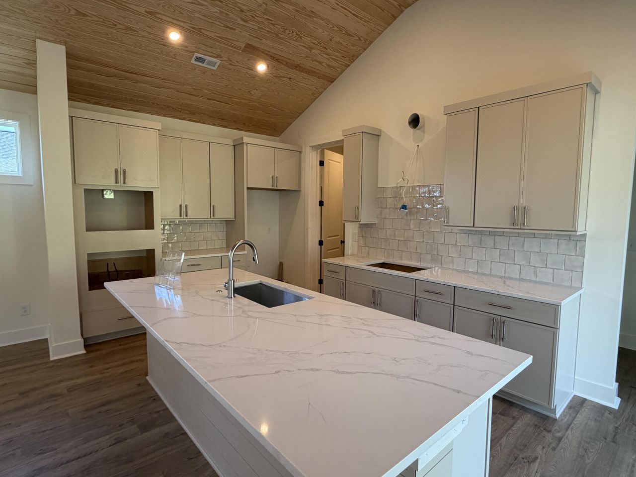 244 Clearpath Drive Photo 6