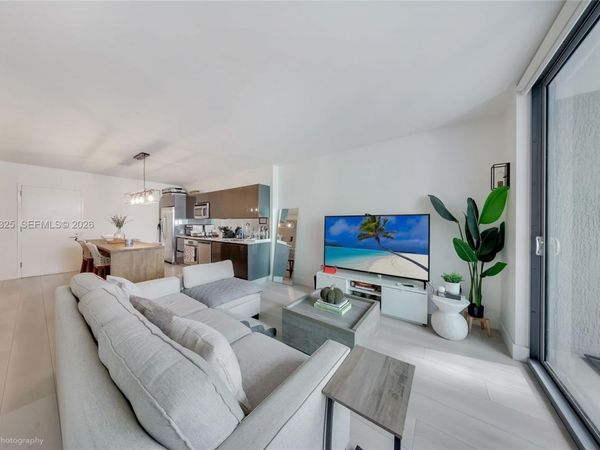 31 SE 6th St, Unit 2506, Miami, FL 33131