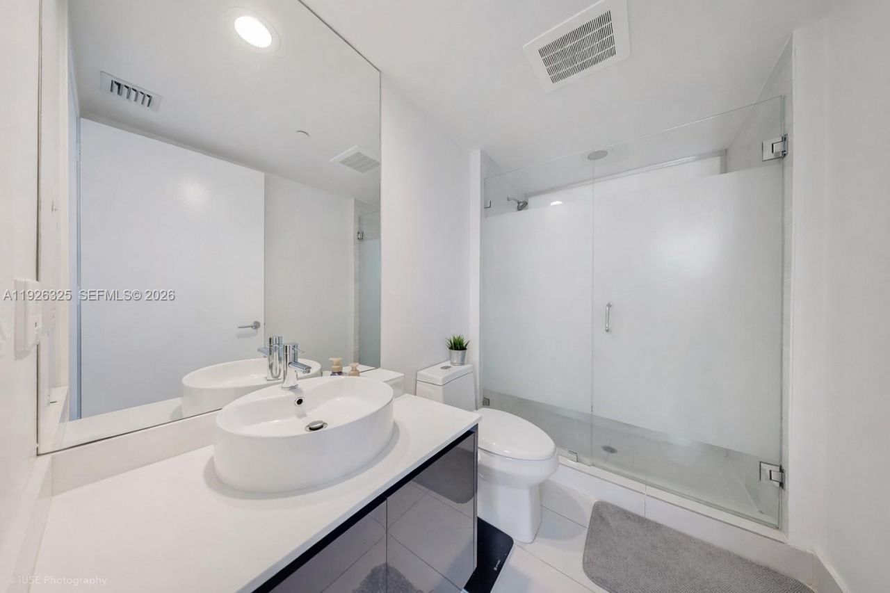 31 SE 6th St, Unit 2506, Miami, FL 33131 Photo