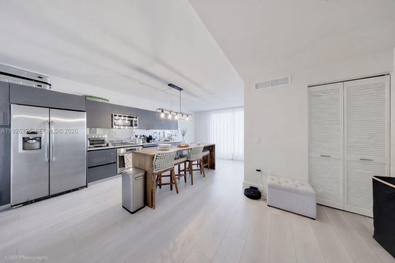 31 SE 6th St, Unit 2506, Miami, FL 33131 Photo