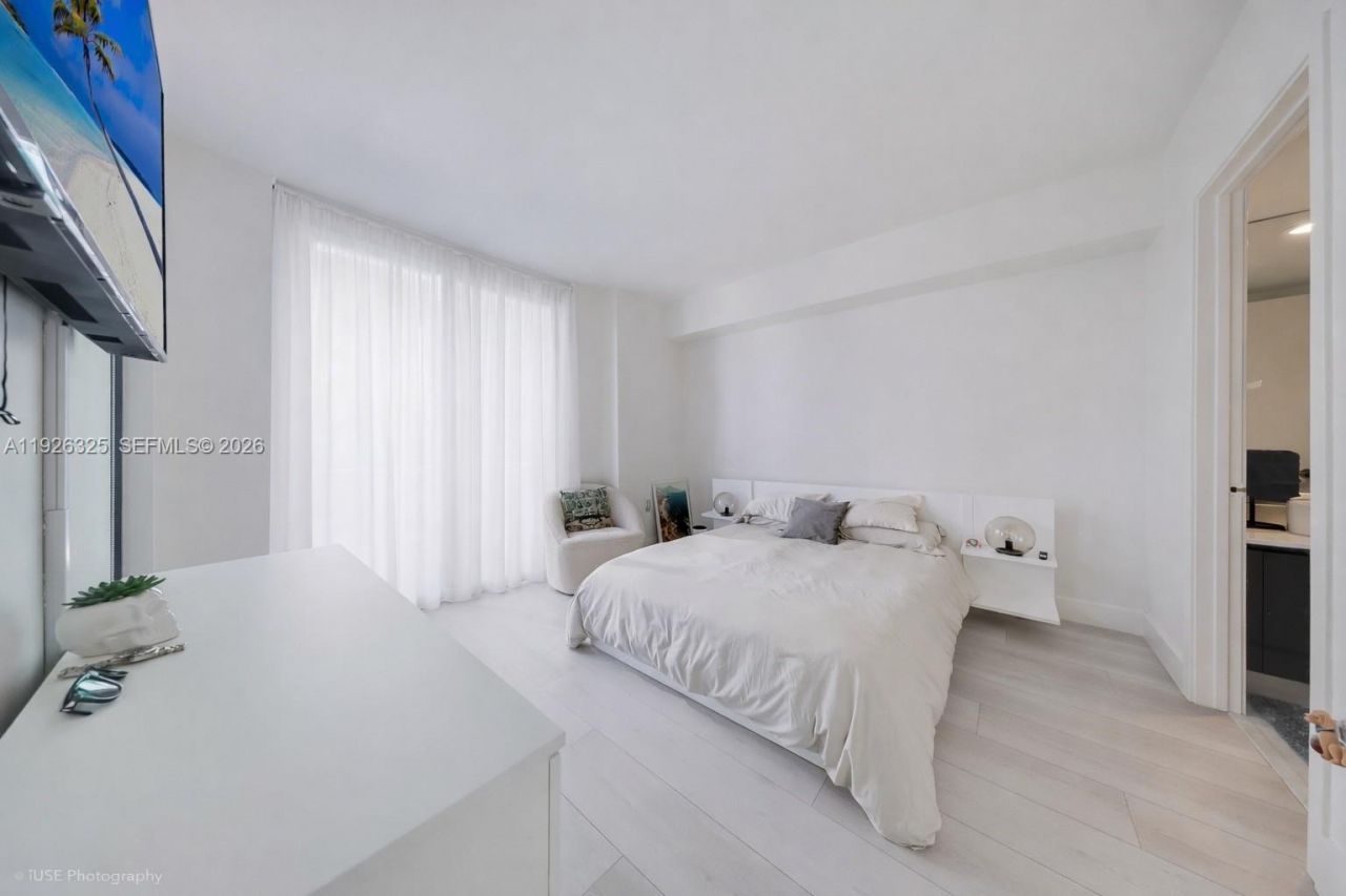 31 SE 6th St, Unit 2506, Miami, FL 33131 Photo