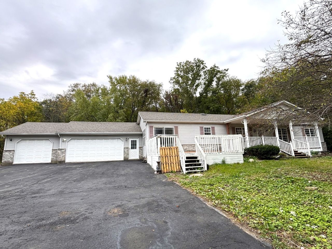 37150 S Macks Road, Custer Park, IL 60481 Main Photo