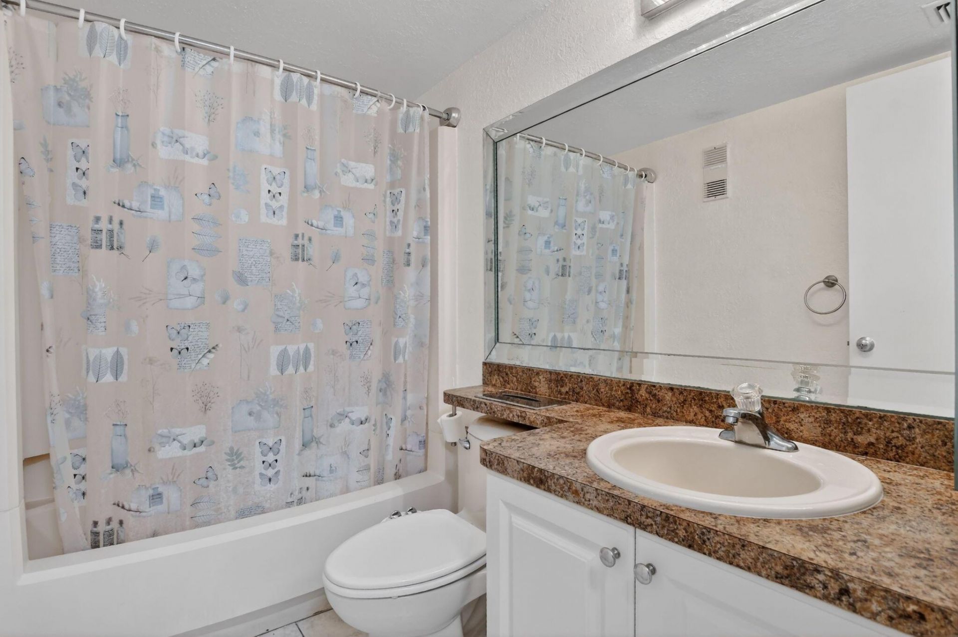 5650 Camino Del Sol, Unit 106, Boca Raton, FL 33433 Photo