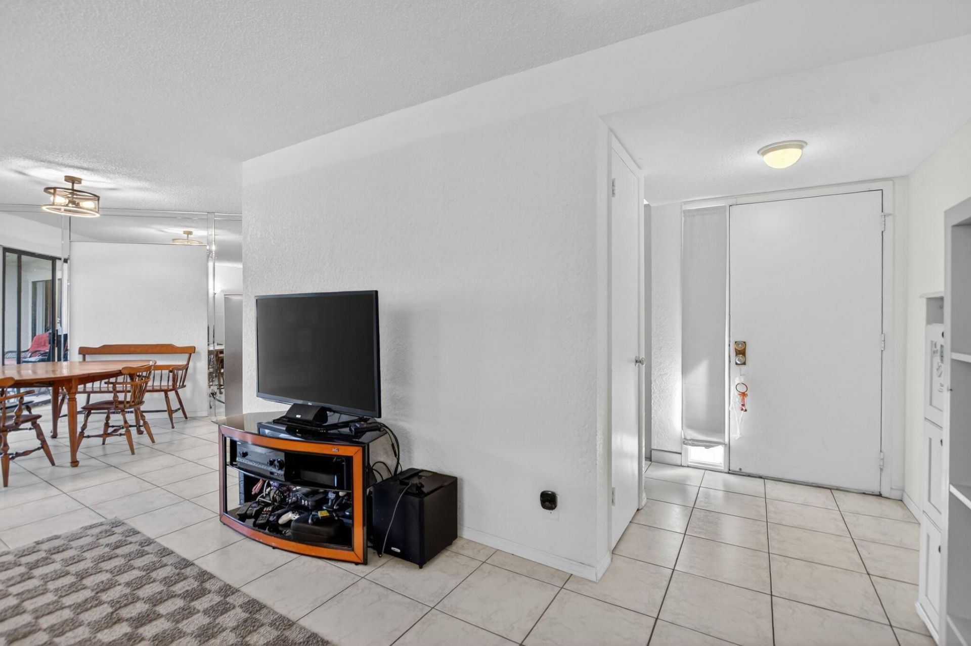 5650 Camino Del Sol, Unit 106, Boca Raton, FL 33433 Photo