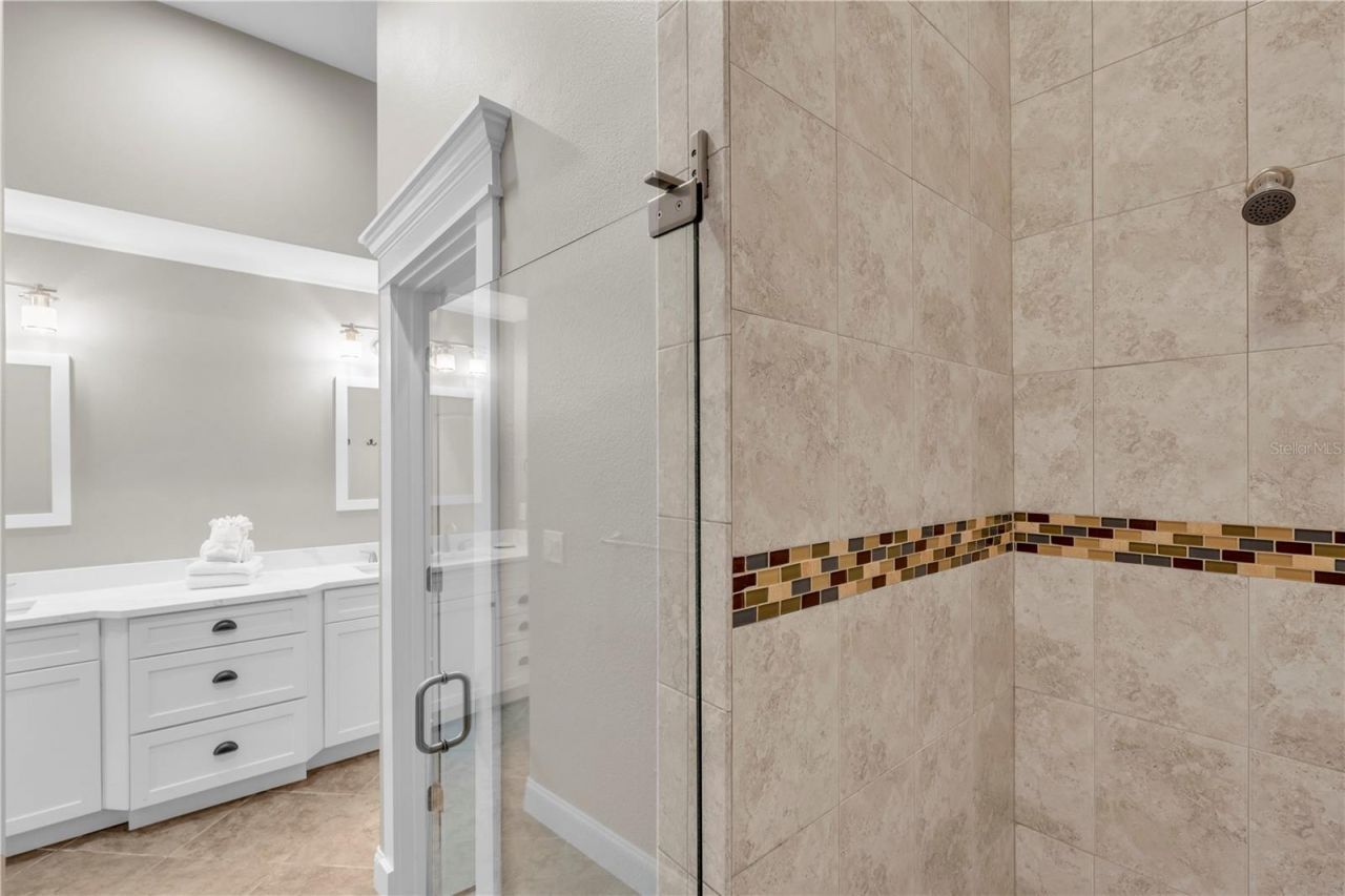 302 67th Street, Holmes Beach, FL 34217 Photo