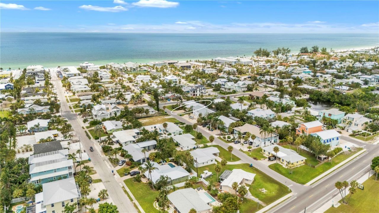 302 67th Street, Holmes Beach, FL 34217 Photo