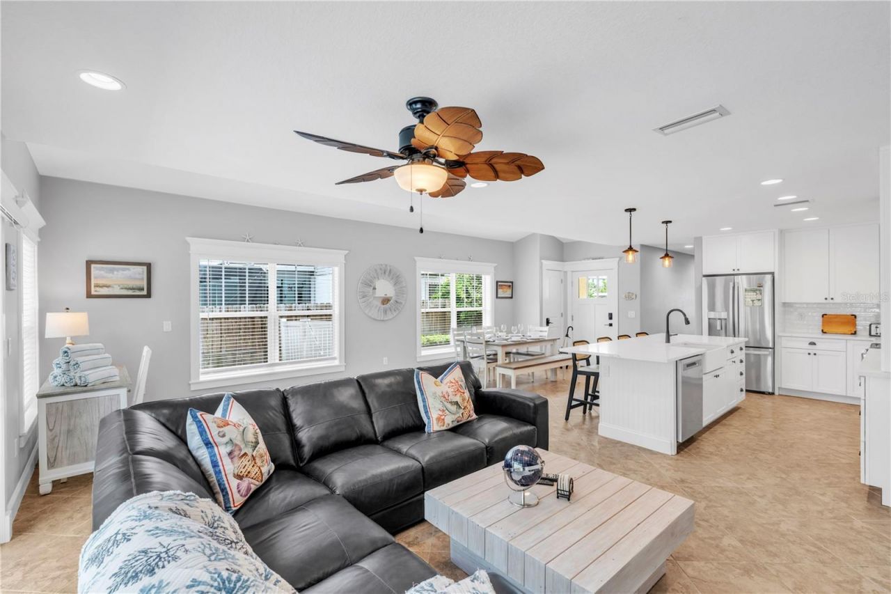 302 67th Street, Holmes Beach, FL 34217 Photo