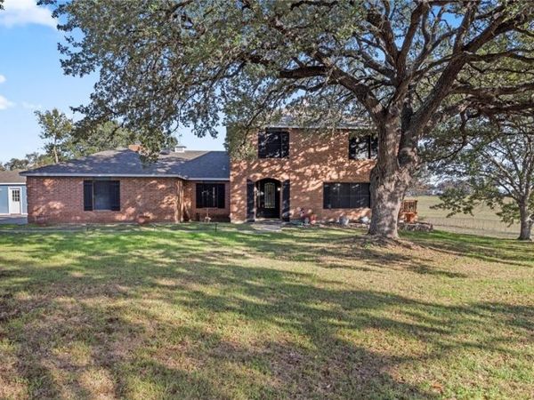 501 Rudeloff Road, Seguin, TX 78155