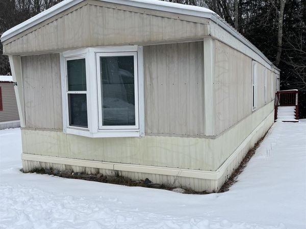 74 Crystal Springs Way, Somersworth, NH 03878