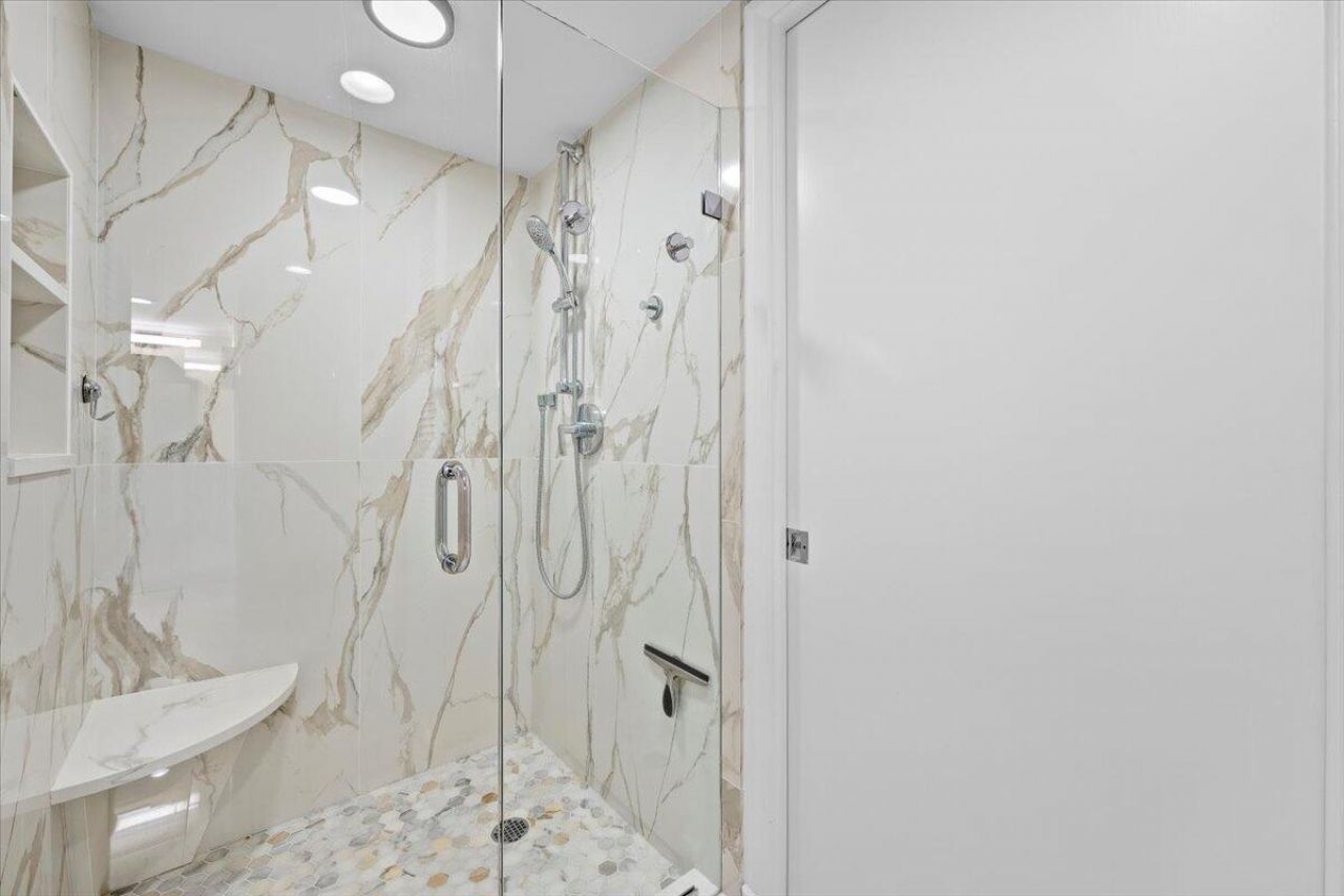 100 Lakeshore Drive, Unit 2156, North Palm Beach, FL 33408 Photo