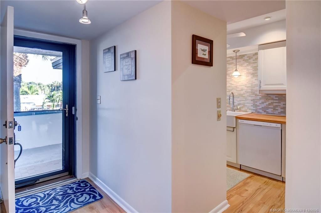 175 SE Saint Lucie Boulevard, Unit B66, Stuart, FL 34996 Photo