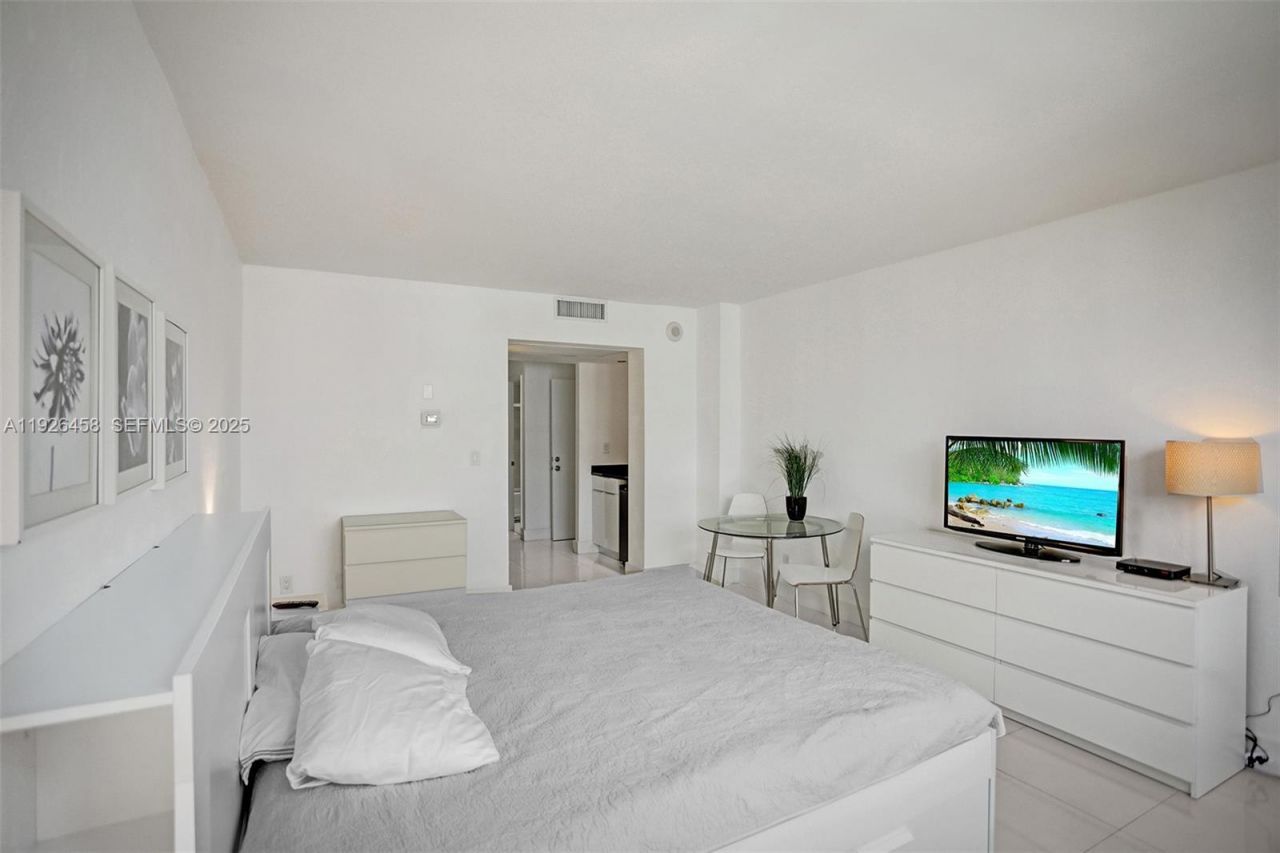 19370 Collins Ave, Unit 1504, Sunny Isles Beach, FL 33160 Photo