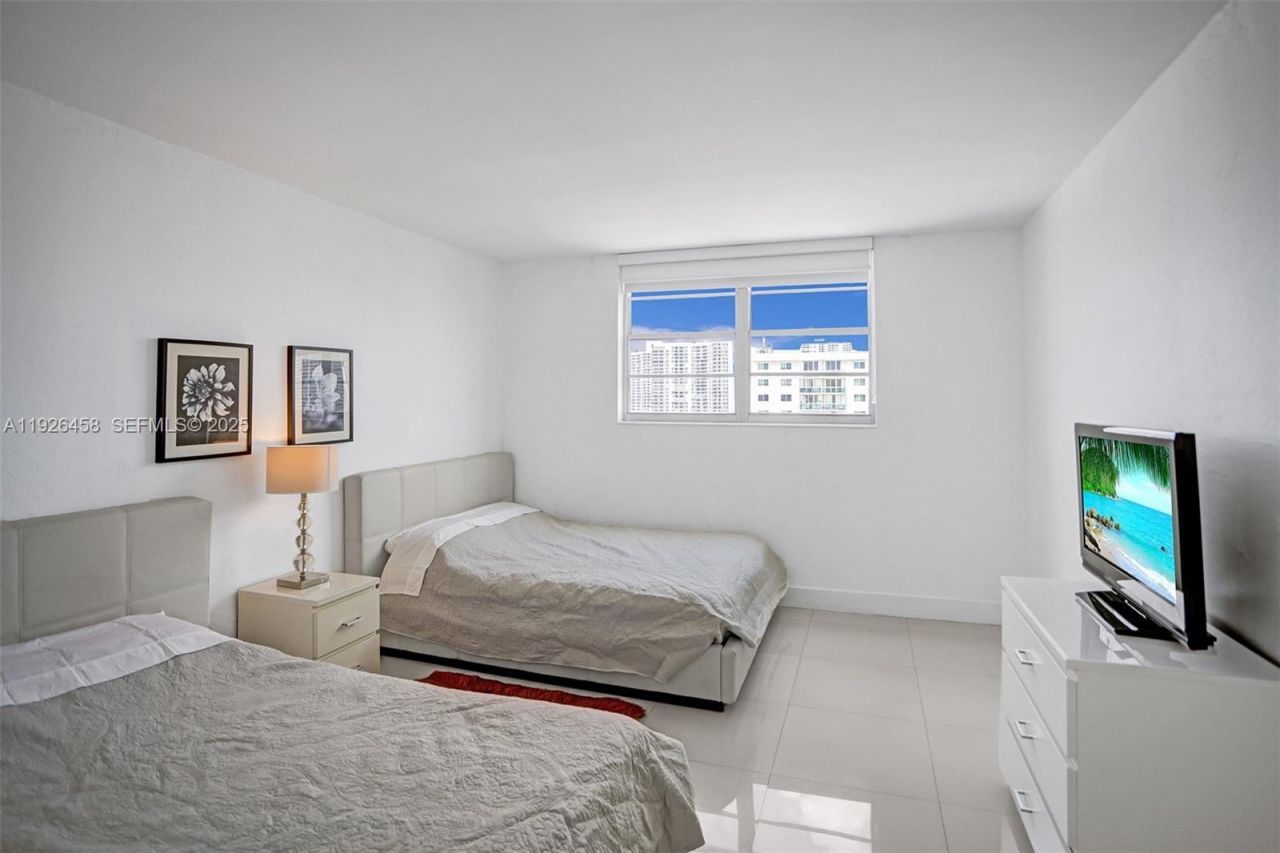 19370 Collins Ave, Unit 1504, Sunny Isles Beach, FL 33160 Photo