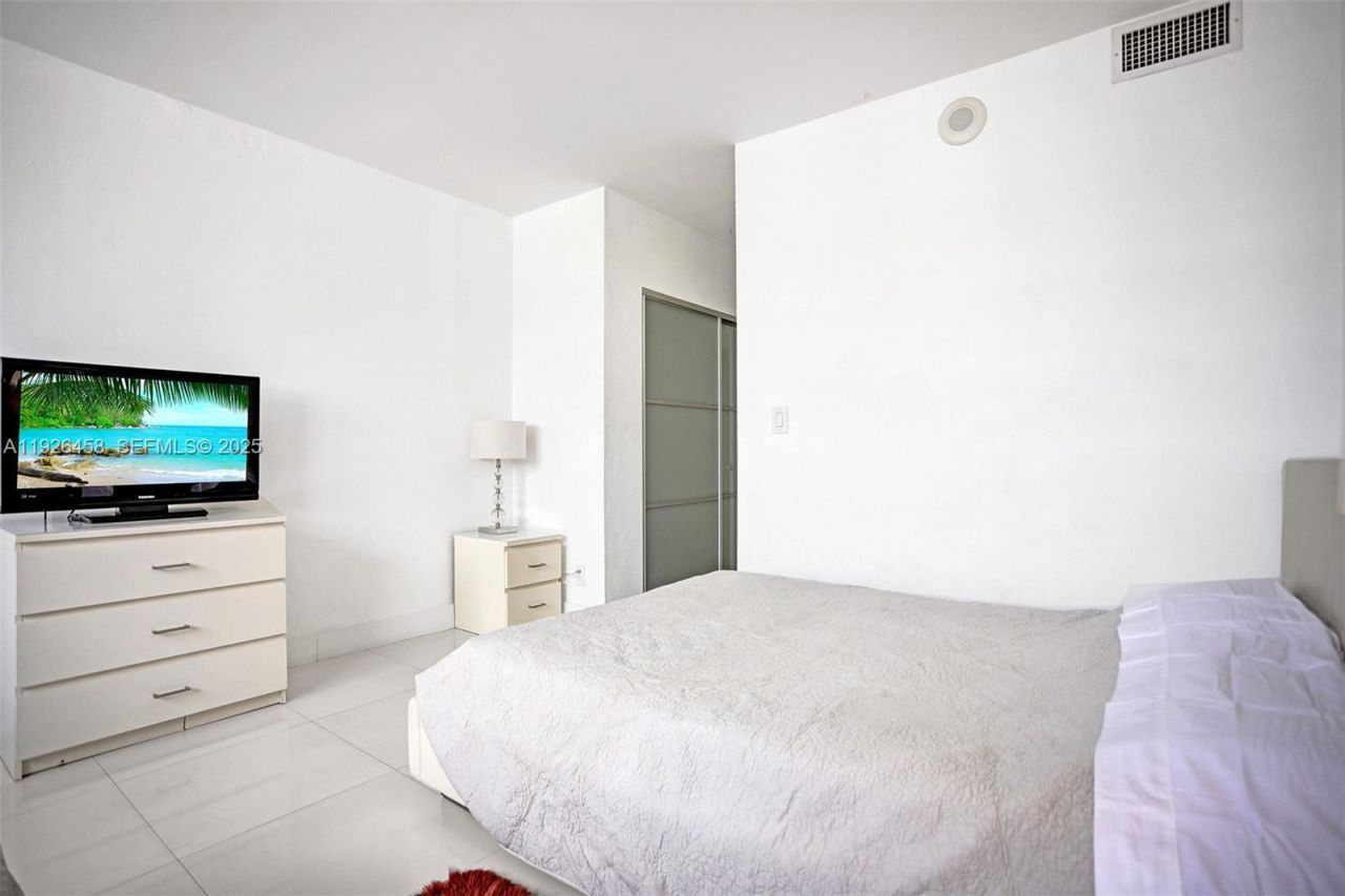 19370 Collins Ave, Unit 1504, Sunny Isles Beach, FL 33160 Photo