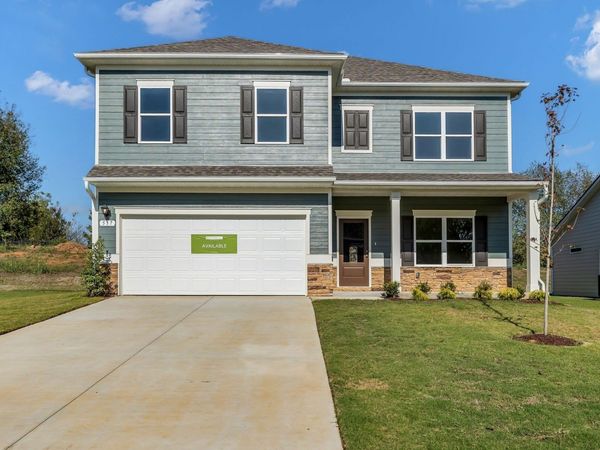 537 Nightengale Ridge Dr, Columbia, TN 38401
