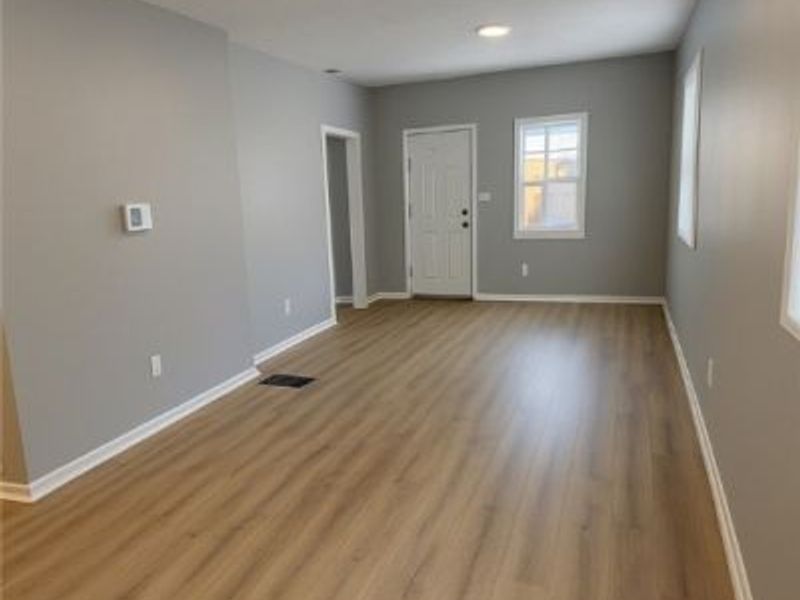 935 W 22nd Street, Lorain, OH 44052 Photo 3
