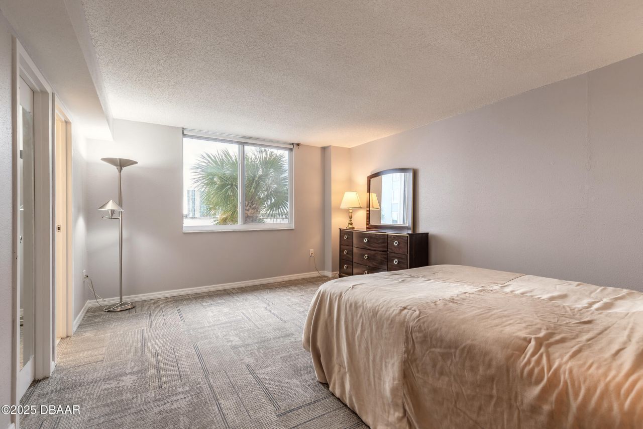 935 N Halifax Avenue, Unit 106, Daytona Beach, FL 32118 Photo