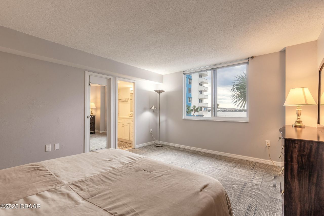 935 N Halifax Avenue, Unit 106, Daytona Beach, FL 32118 Photo