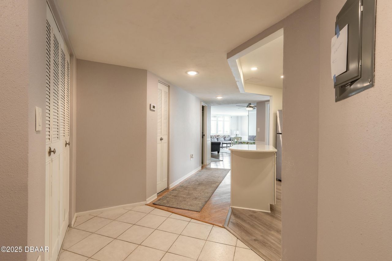 935 N Halifax Avenue, Unit 106, Daytona Beach, FL 32118 Photo