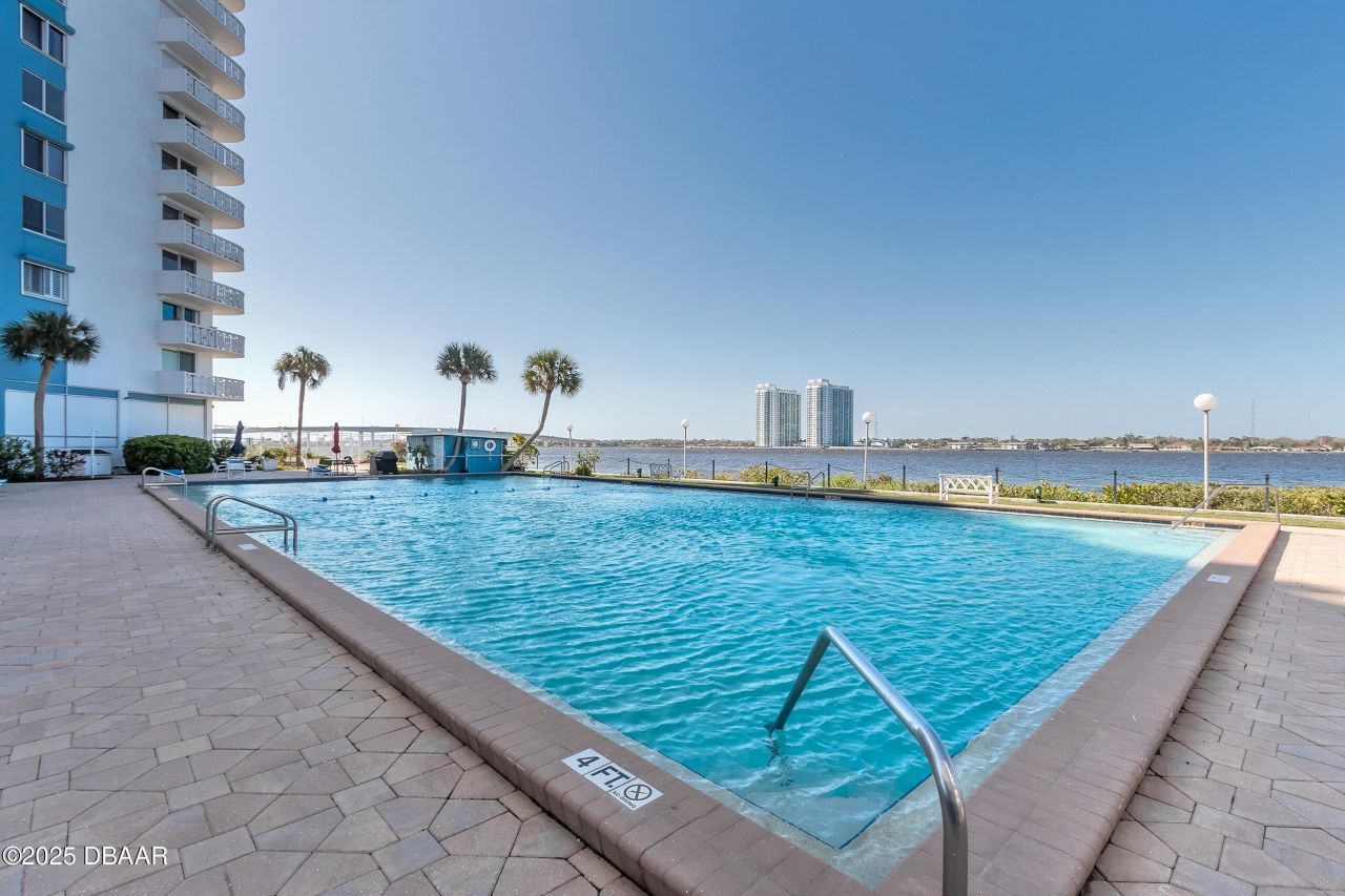 935 N Halifax Avenue, Unit 106, Daytona Beach, FL 32118 Photo