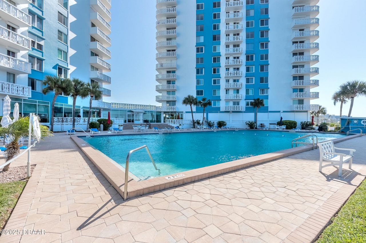 935 N Halifax Avenue, Unit 106, Daytona Beach, FL 32118 Photo