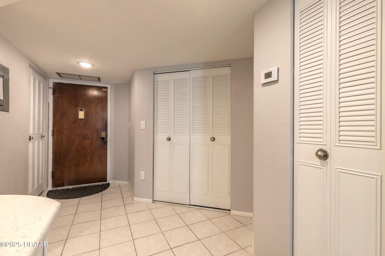 935 N Halifax Avenue, Unit 106, Daytona Beach, FL 32118 Photo