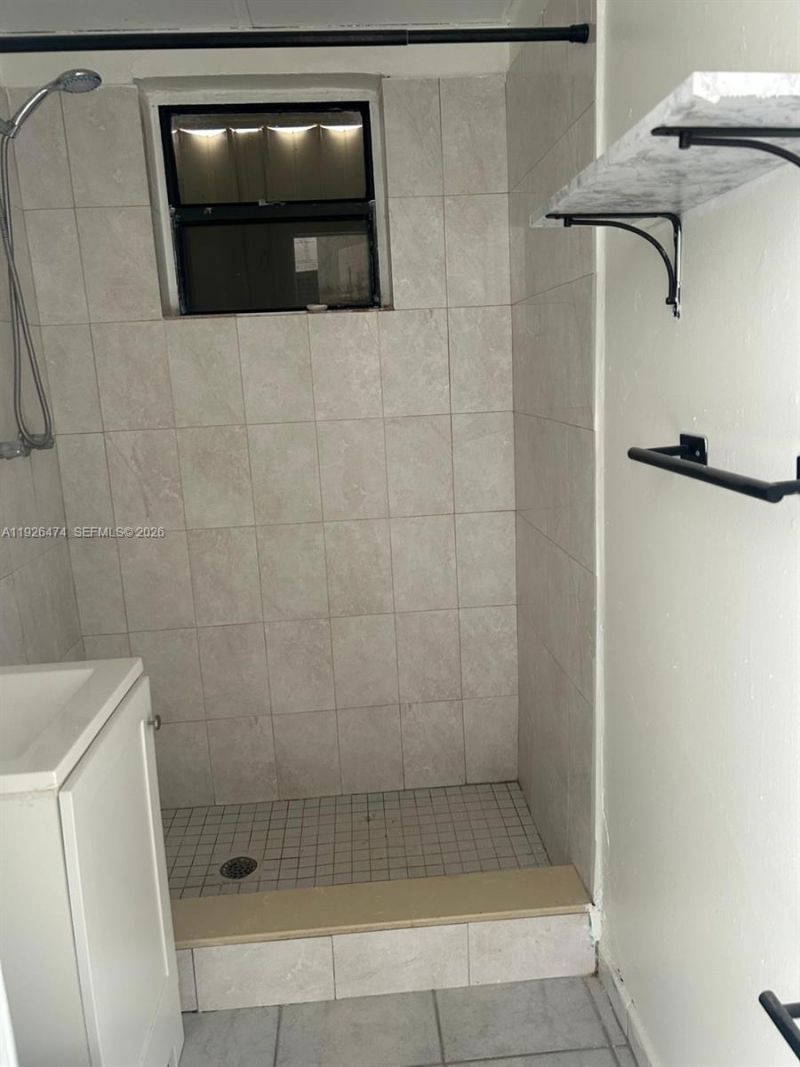 561 E 62nd St, Unit 2, Hialeah, FL 33013 Photo