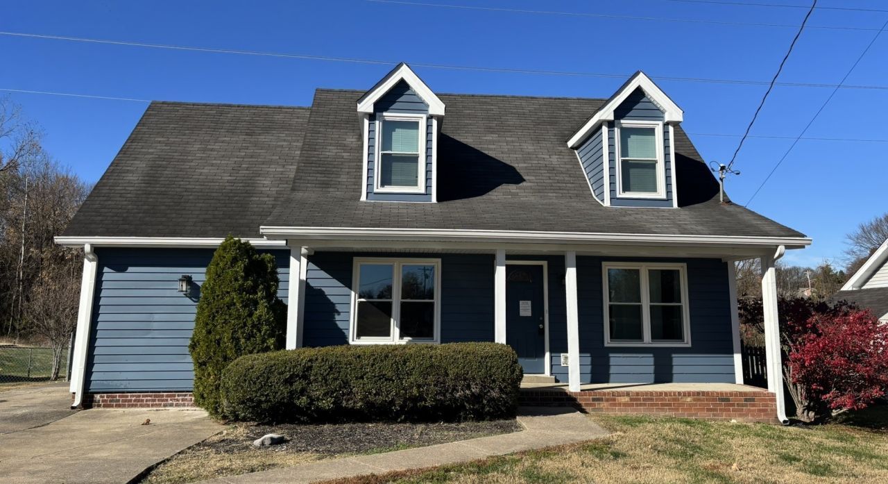 204 Township Dr, Hendersonville, TN 37075 Main Photo