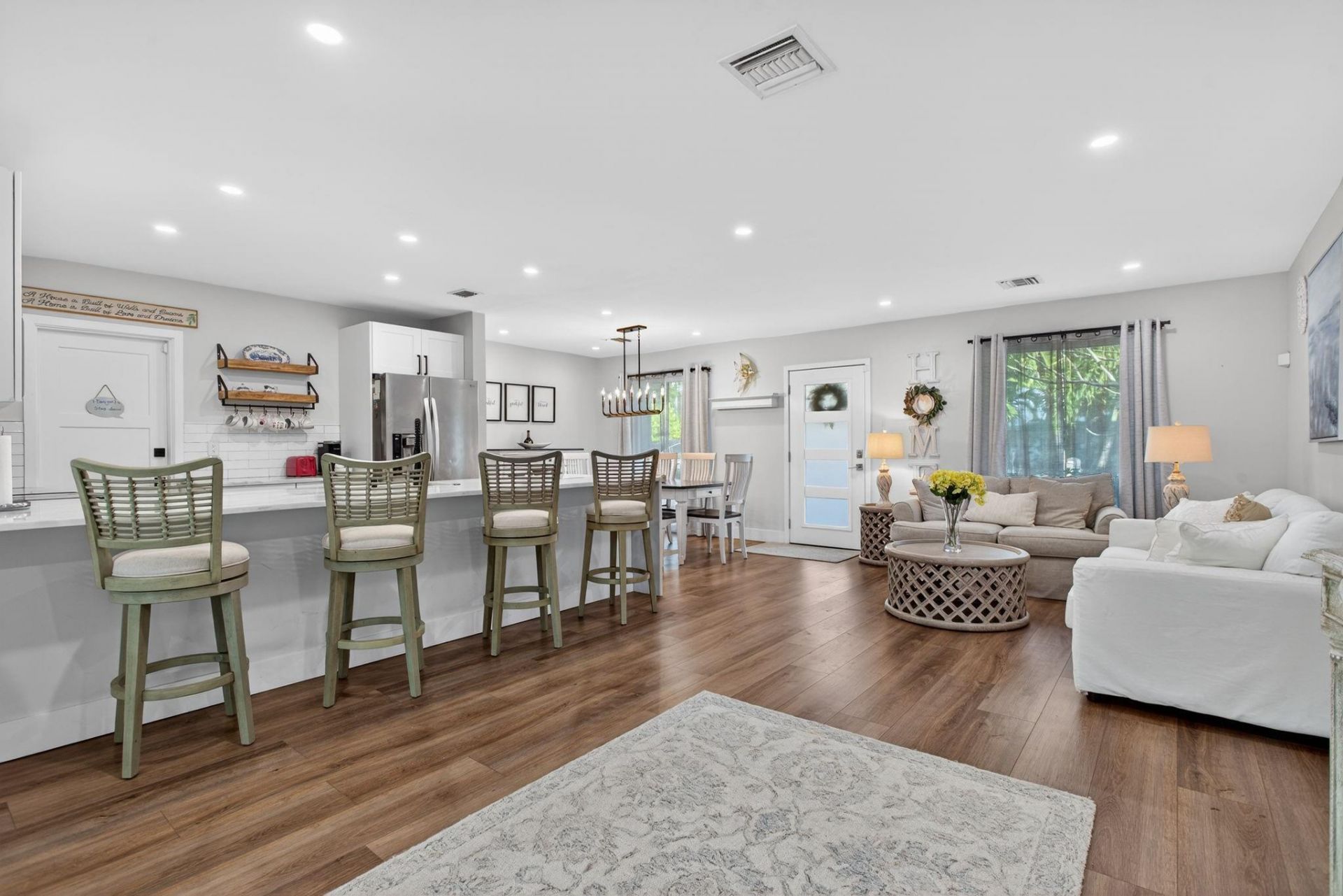 801 SE 9th Avenue, Deerfield Beach, FL 33441 Photo