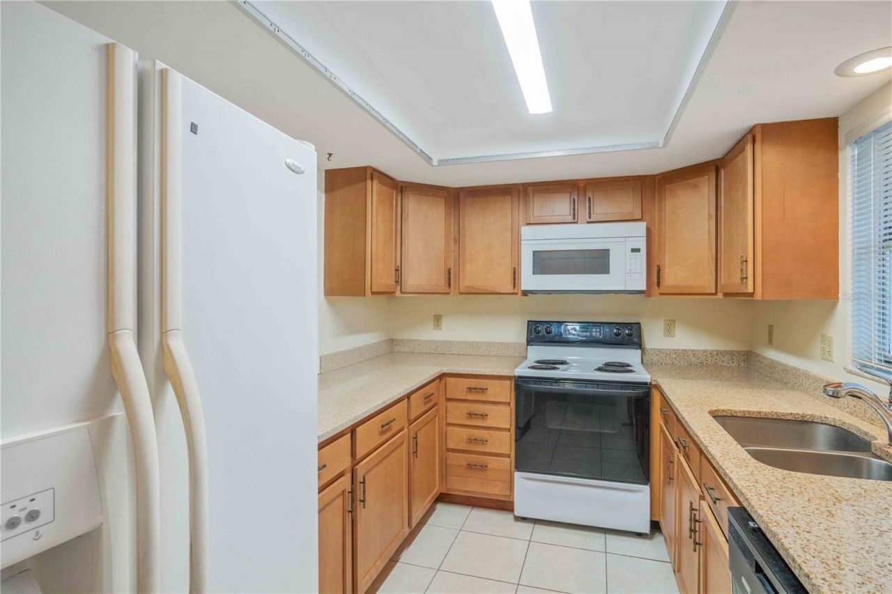 1432 Mediterranean Drive, Unit 2B, Punta Gorda, FL 33950 Photo