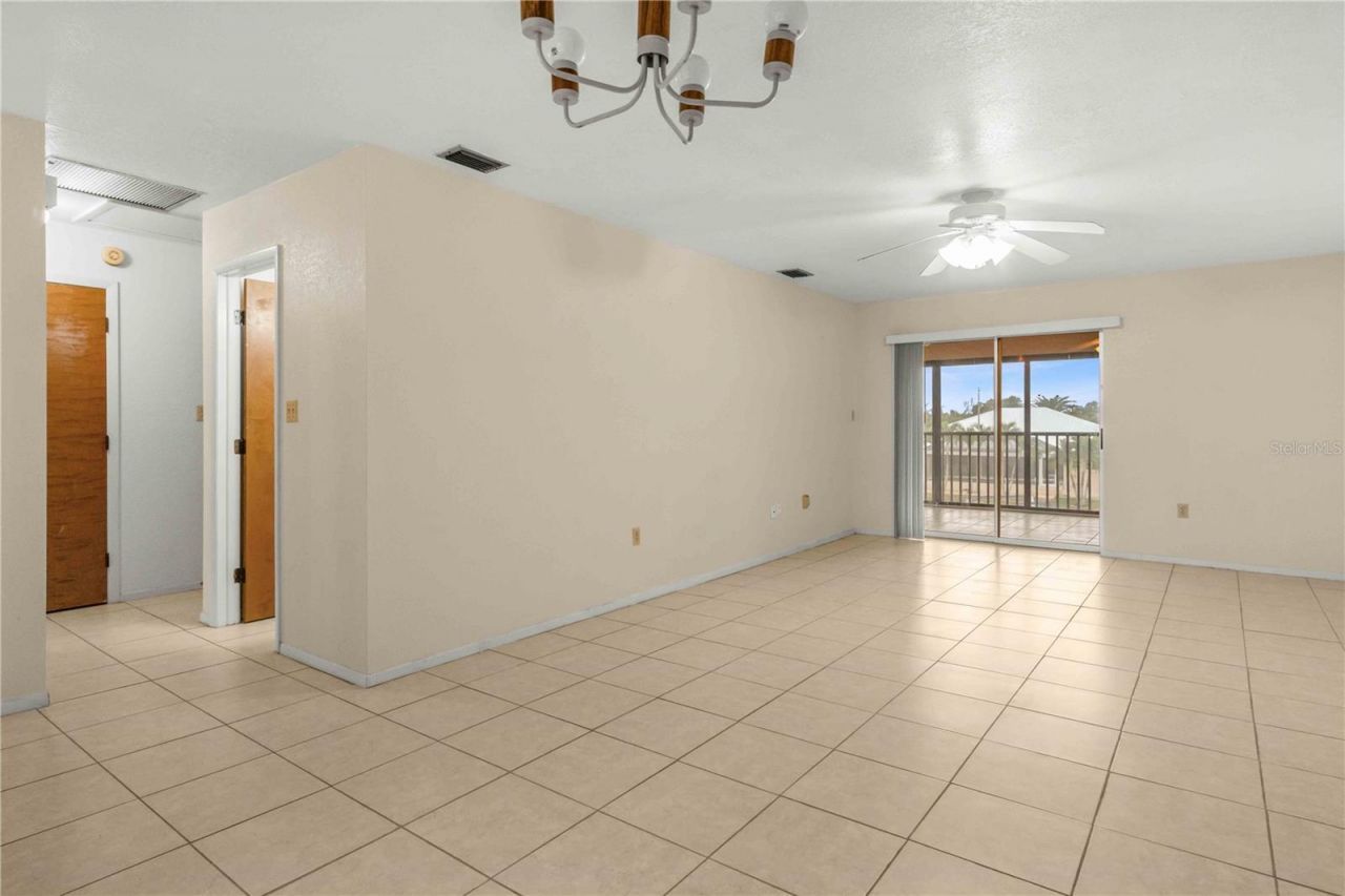 1432 Mediterranean Drive, Unit 2B, Punta Gorda, FL 33950 Photo