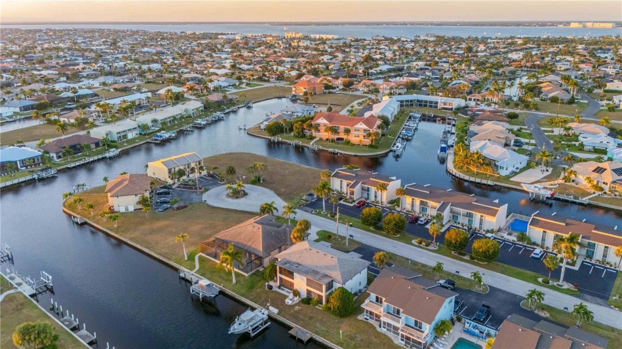 1432 Mediterranean Drive, Unit 2B, Punta Gorda, FL 33950 Photo