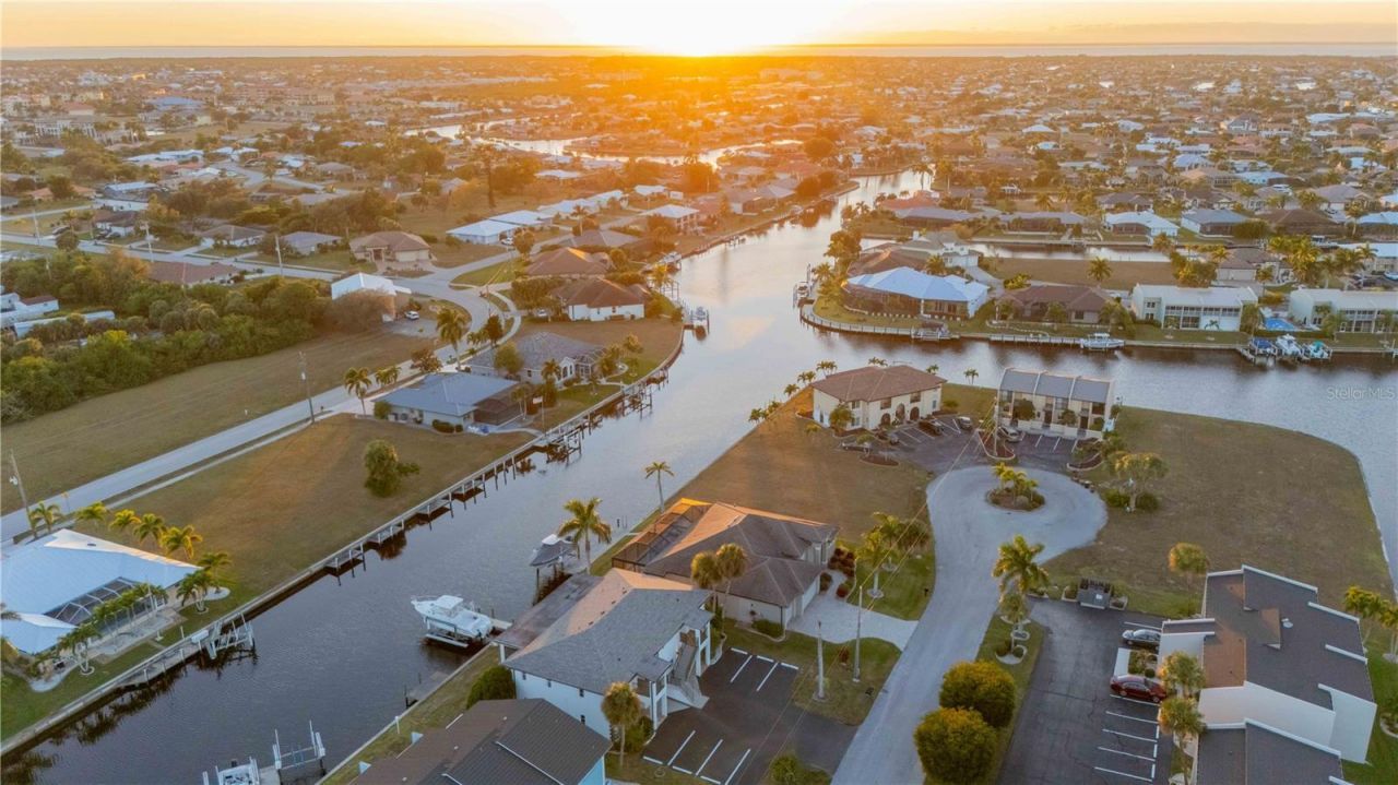 1432 Mediterranean Drive, Unit 2B, Punta Gorda, FL 33950 Photo