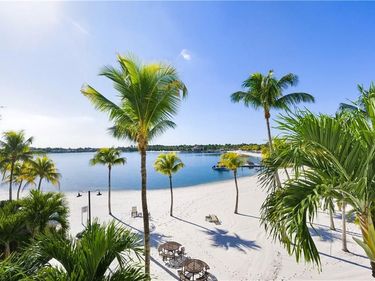 10733 Mirasol DR, Unit 310, MIROMAR LAKES, FL 33913