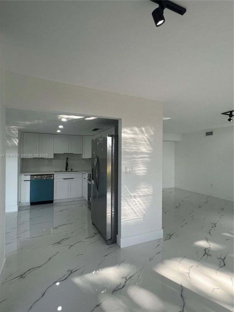 20610 NE 7th Ct, Miami, FL 33179 Photo