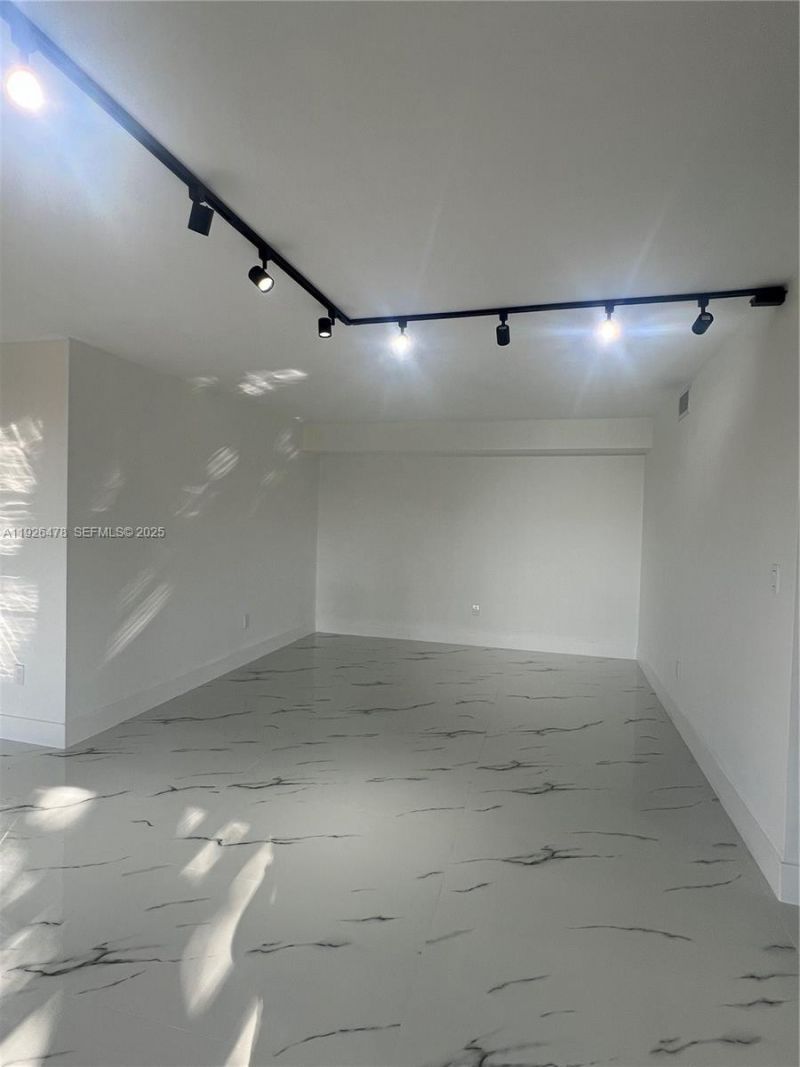 20610 NE 7th Ct, Miami, FL 33179 Photo