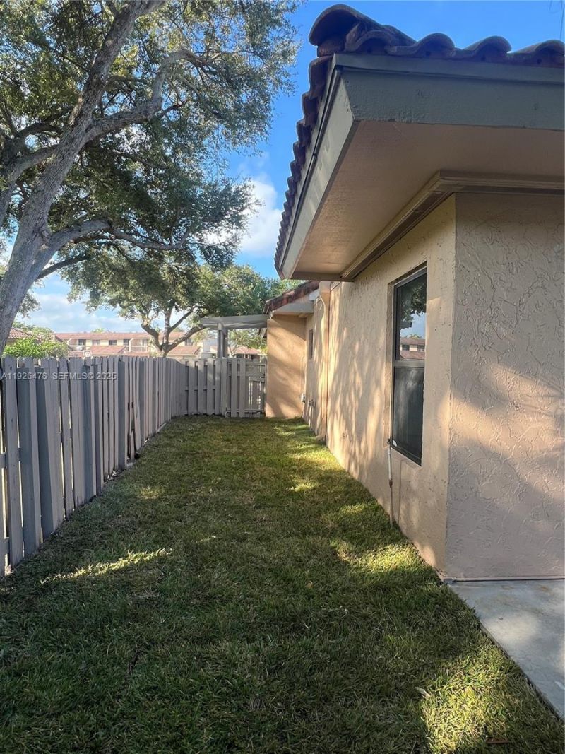 20610 NE 7th Ct, Miami, FL 33179 Photo