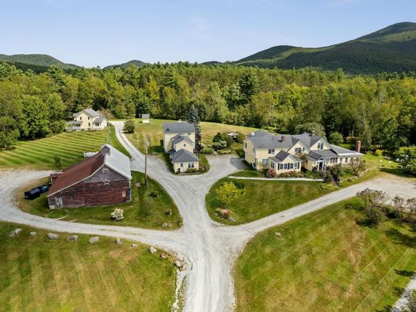 54 Red Clover Lane, Mendon, VT 05701