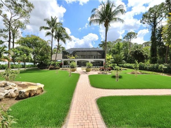 2061 Santa Barbara BLVD, NAPLES, FL 34116