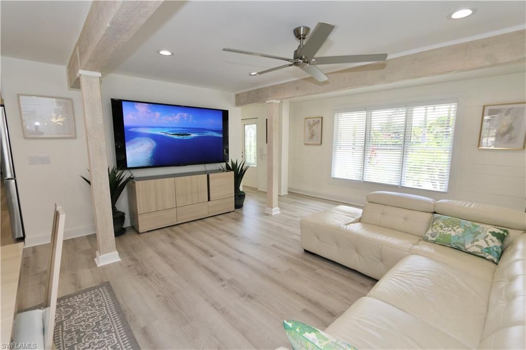 2061 Santa Barbara Blvd, Naples, FL 34116 Photo