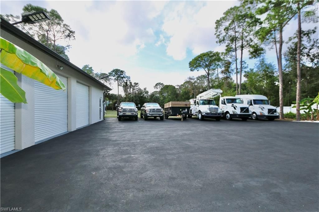 2061 Santa Barbara Blvd, Naples, FL 34116 Photo