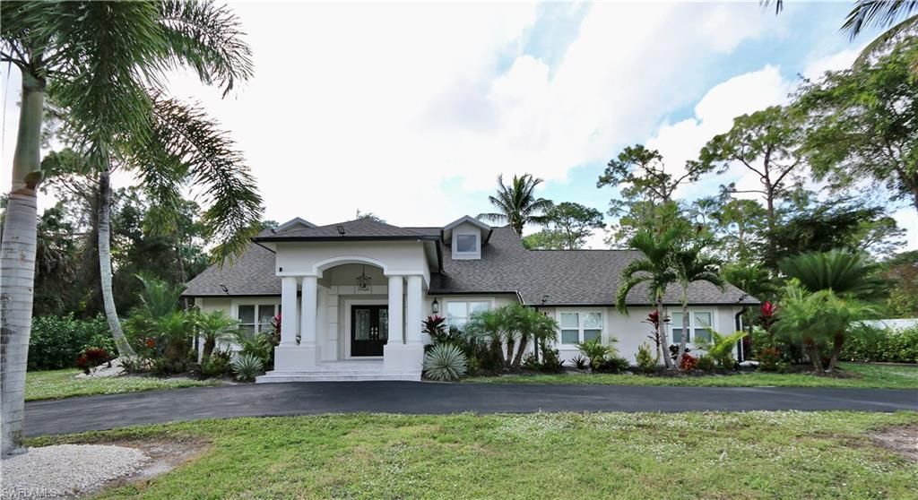 2061 Santa Barbara Blvd, Naples, FL 34116 Photo