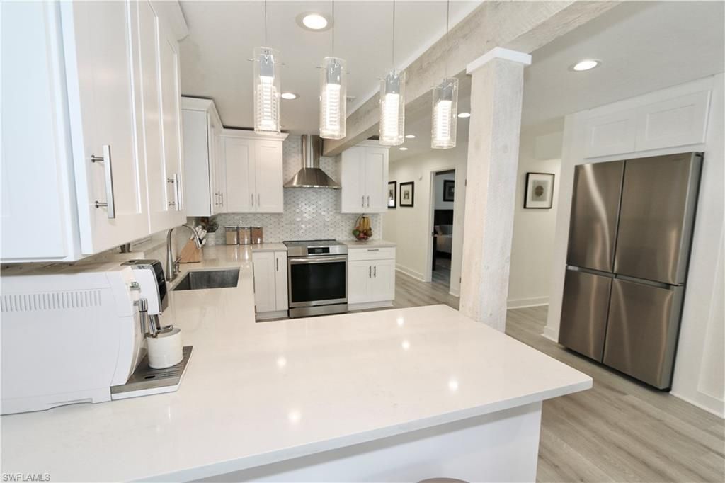 2061 Santa Barbara Blvd, Naples, FL 34116 Photo