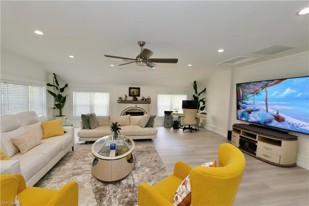 2061 Santa Barbara Blvd, Naples, FL 34116 Photo