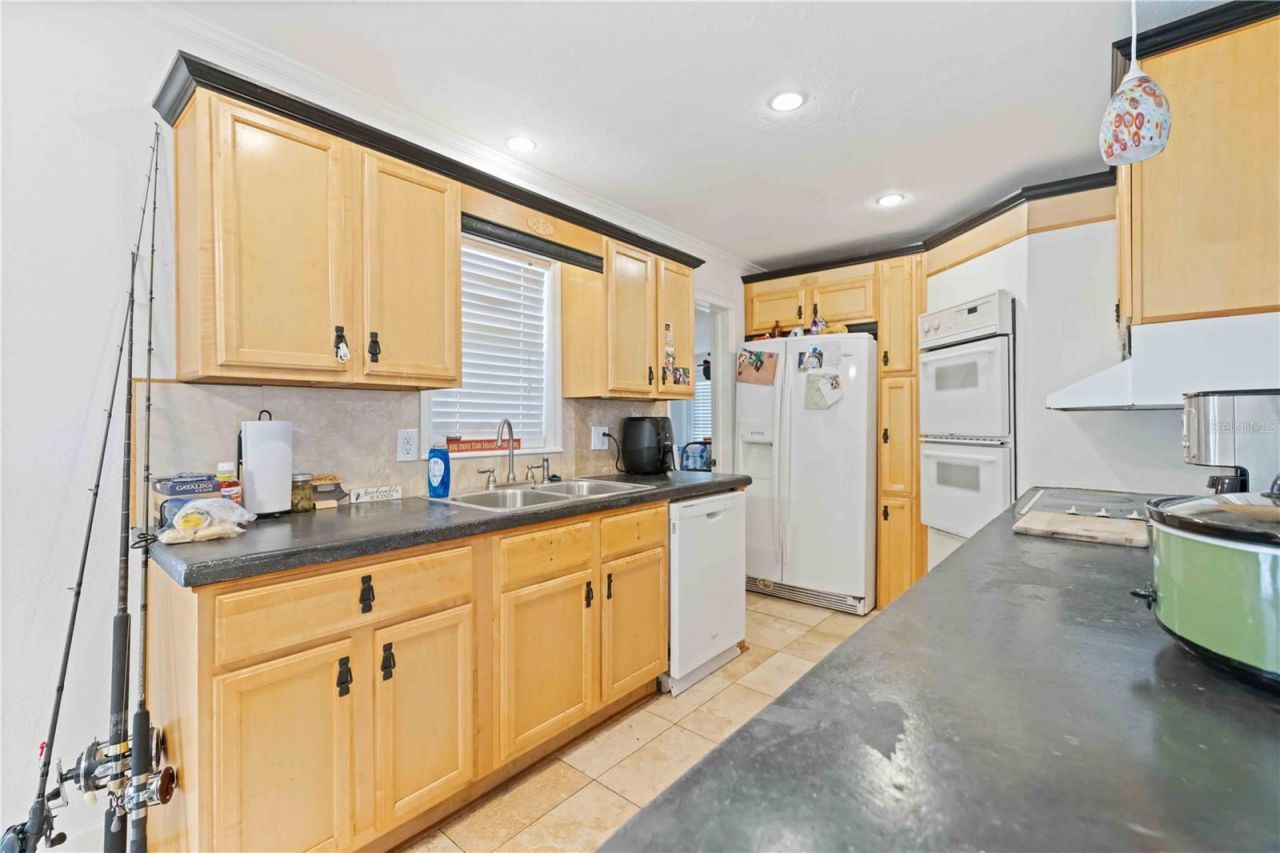 12233 Caravan Drive, Punta Gorda, FL 33955 Photo