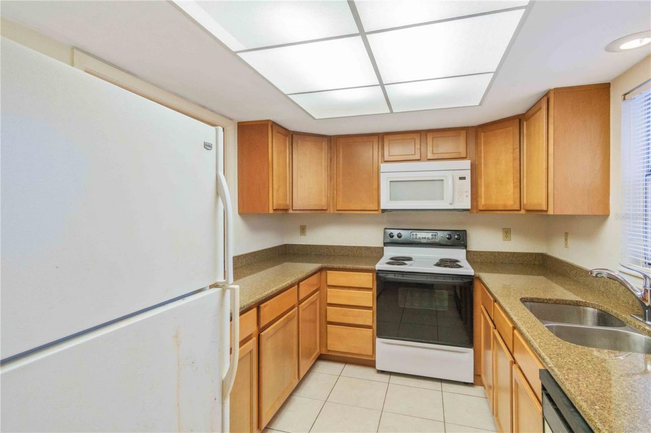 1432 Mediterranean Drive, Unit 1B, Punta Gorda, FL 33950 Photo