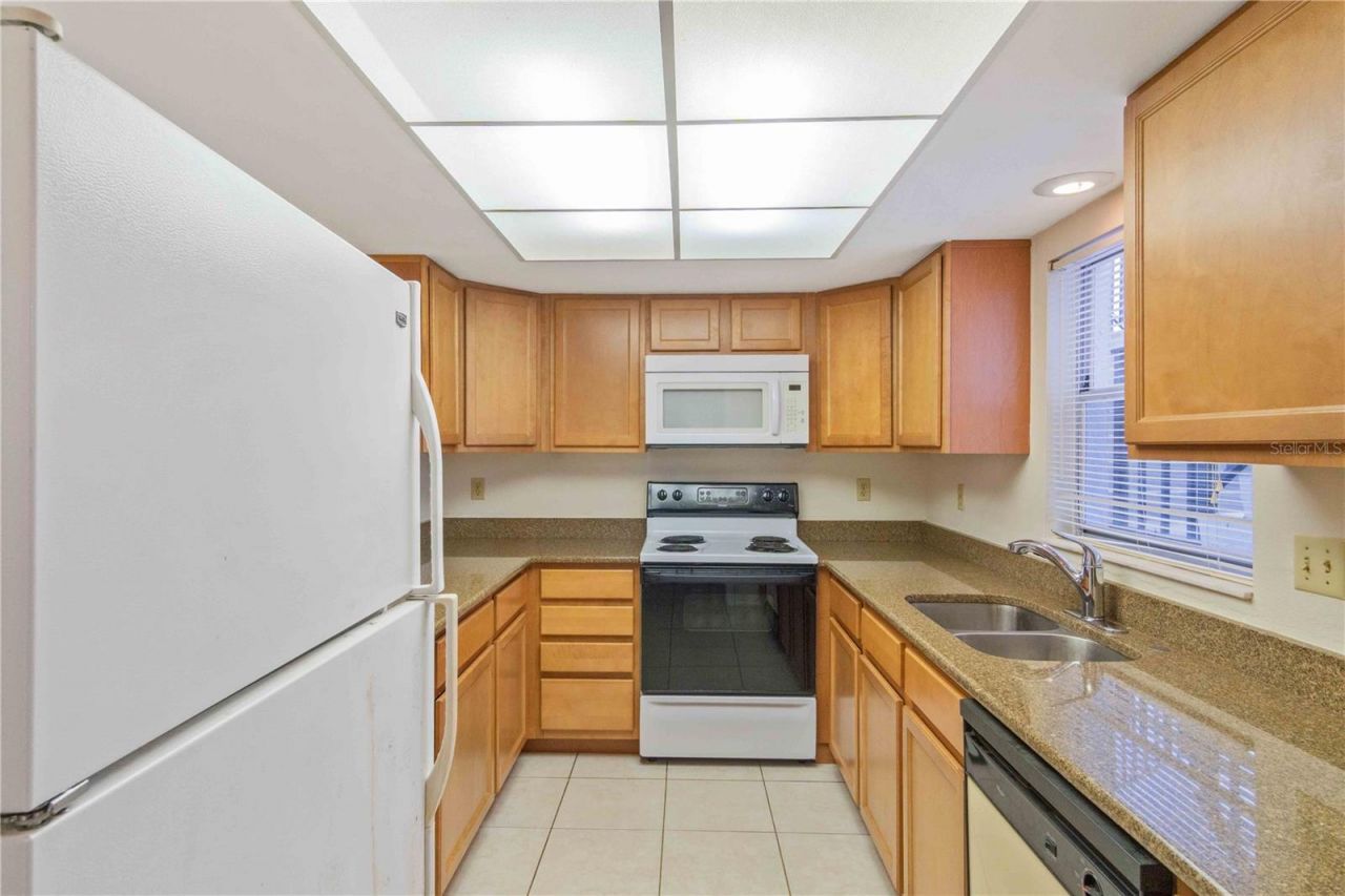 1432 Mediterranean Drive, Unit 1B, Punta Gorda, FL 33950 Photo