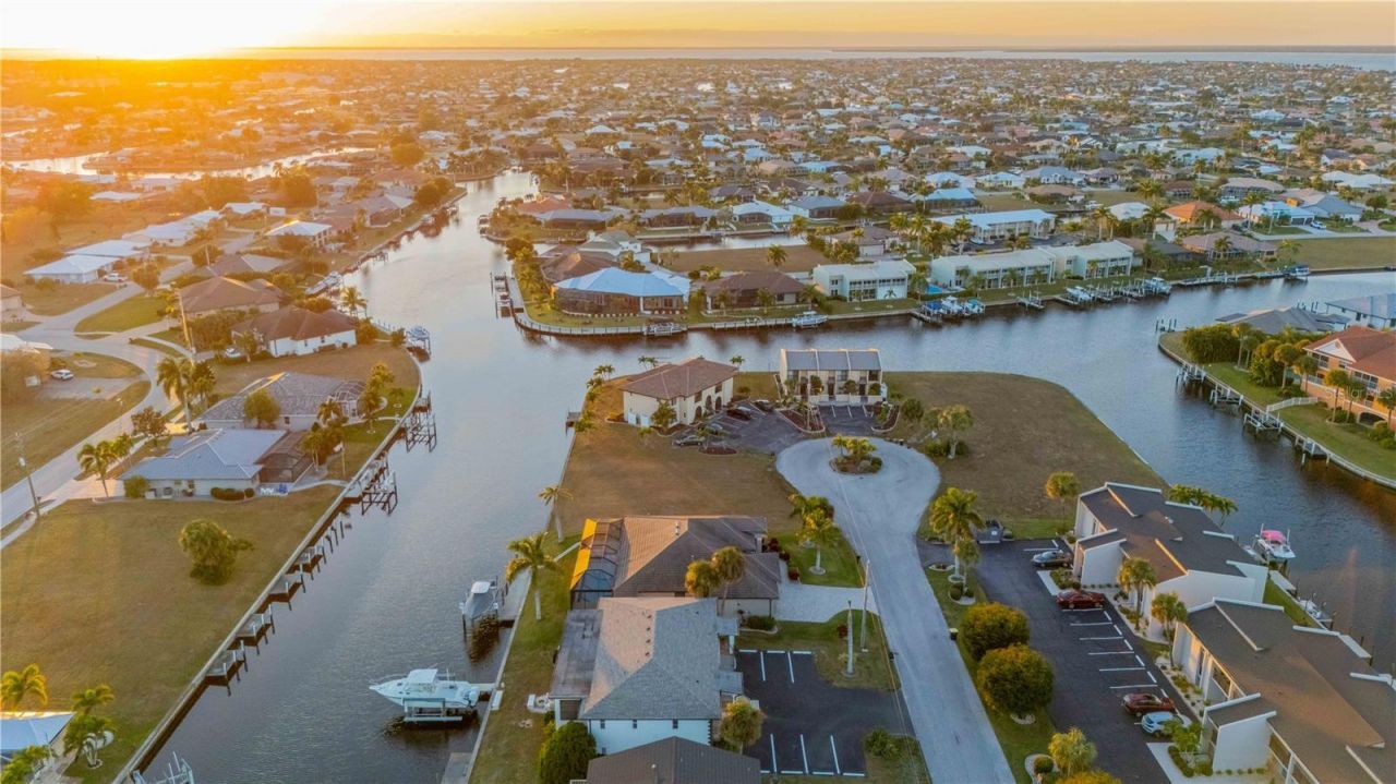 1432 Mediterranean Drive, Unit 1B, Punta Gorda, FL 33950 Photo