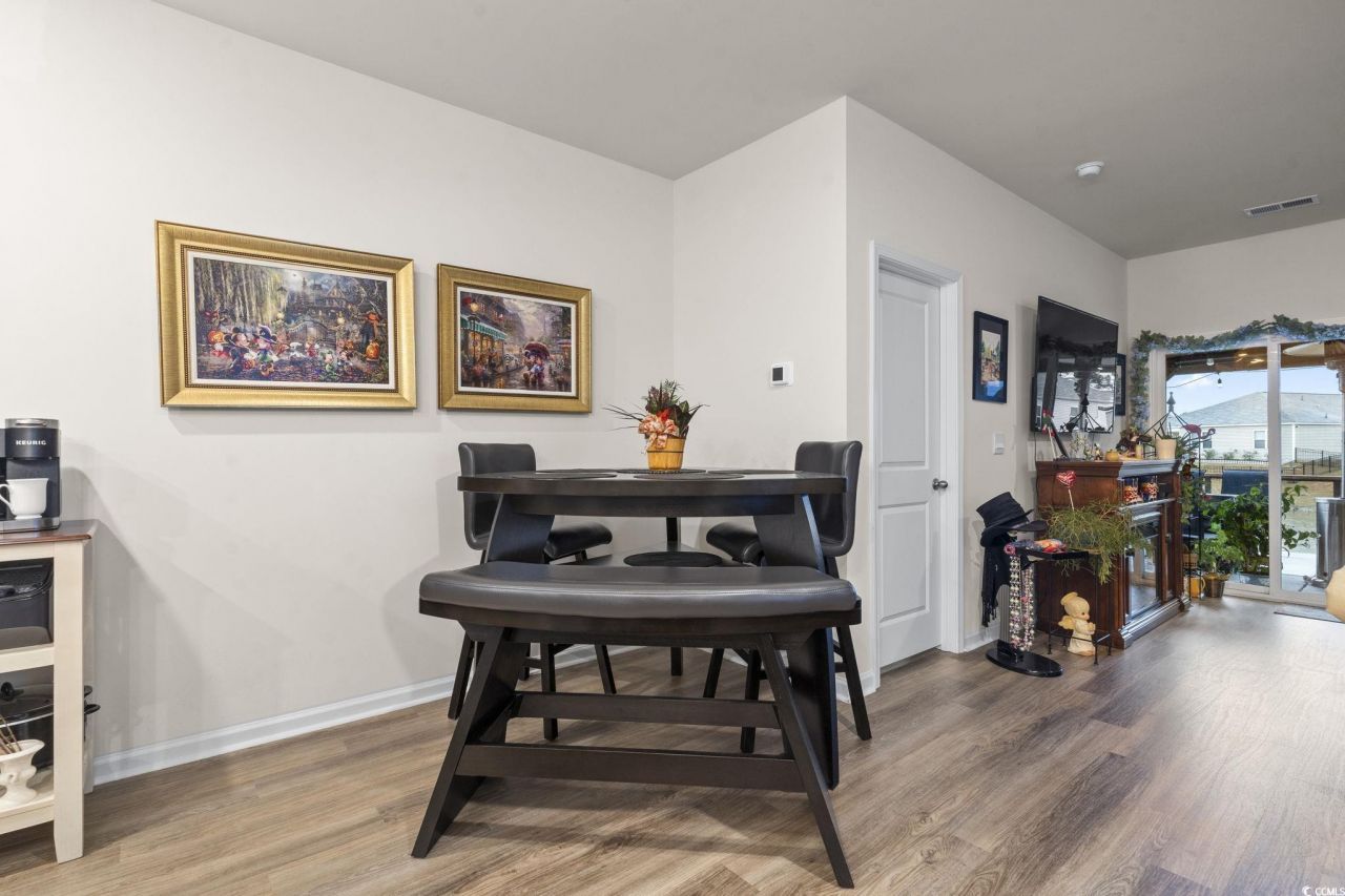 327 Vaccaro Dr. Photo 14