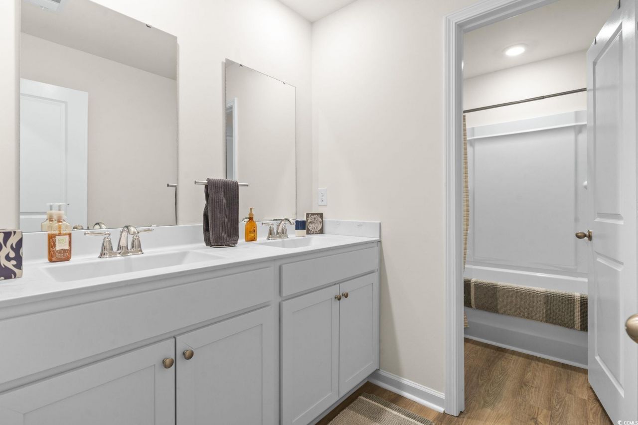 327 Vaccaro Dr. Photo 19